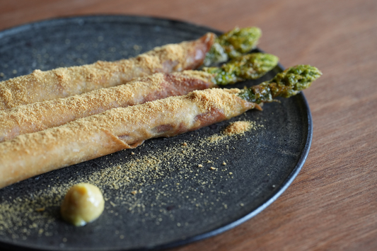 うま藻アスパラ春巻き